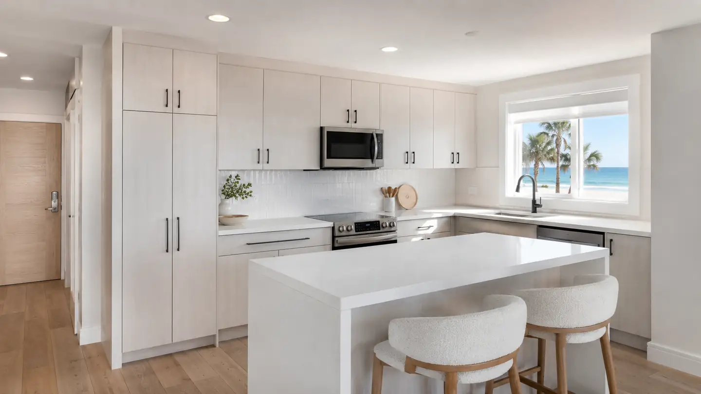 Good tier practical white kitchen cabinetry